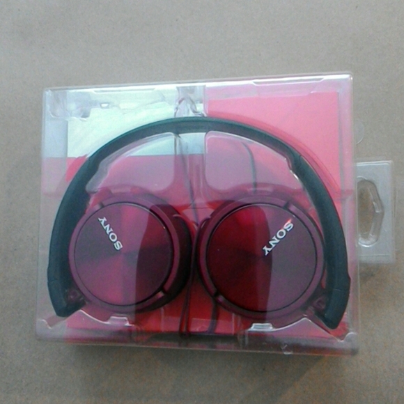 MDR-ZX310 / ZX310AP Headphones - Picture 1 of 2